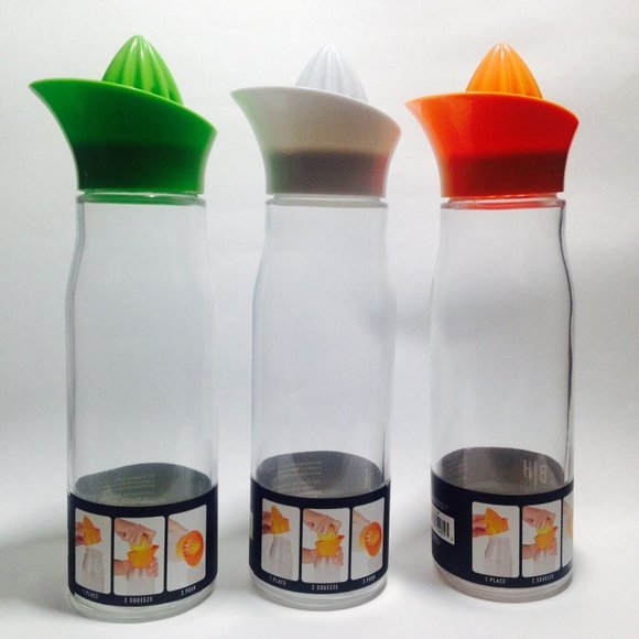 Lot of 3 b/h collection squeeze & pour glass carafe w/ juicer Lid 26.5 o… - Picture 3 of 6